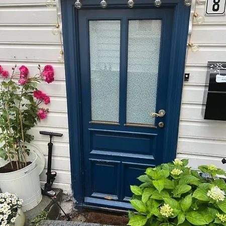 Beautiful House From 1790 * Bergen